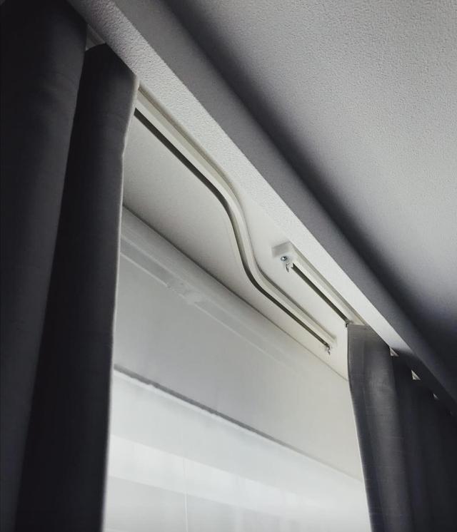 罗马杆|越来越多人挂窗帘不用罗马杆了,现在流行装这种,简洁美观又实用