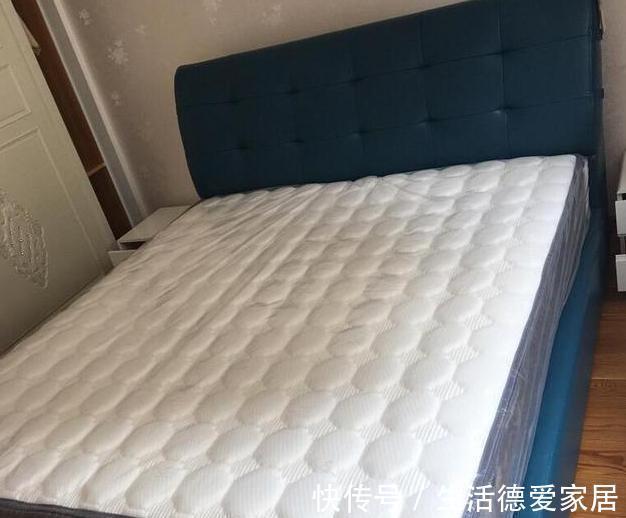 窗帘|朋友18万装修新房，家具进场就等入住了，头次见窗帘这么挂的