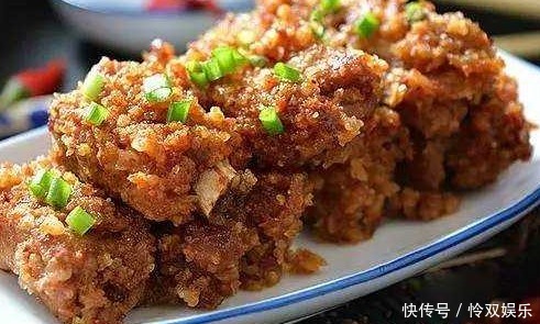 排骨一口一个,真过瘾,软烂入味好吃不腻,别有风味,上桌即光