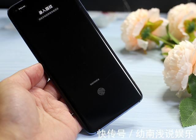 机身|小米10 Pro上手体验，双曲面屏设计您会喜欢吗？