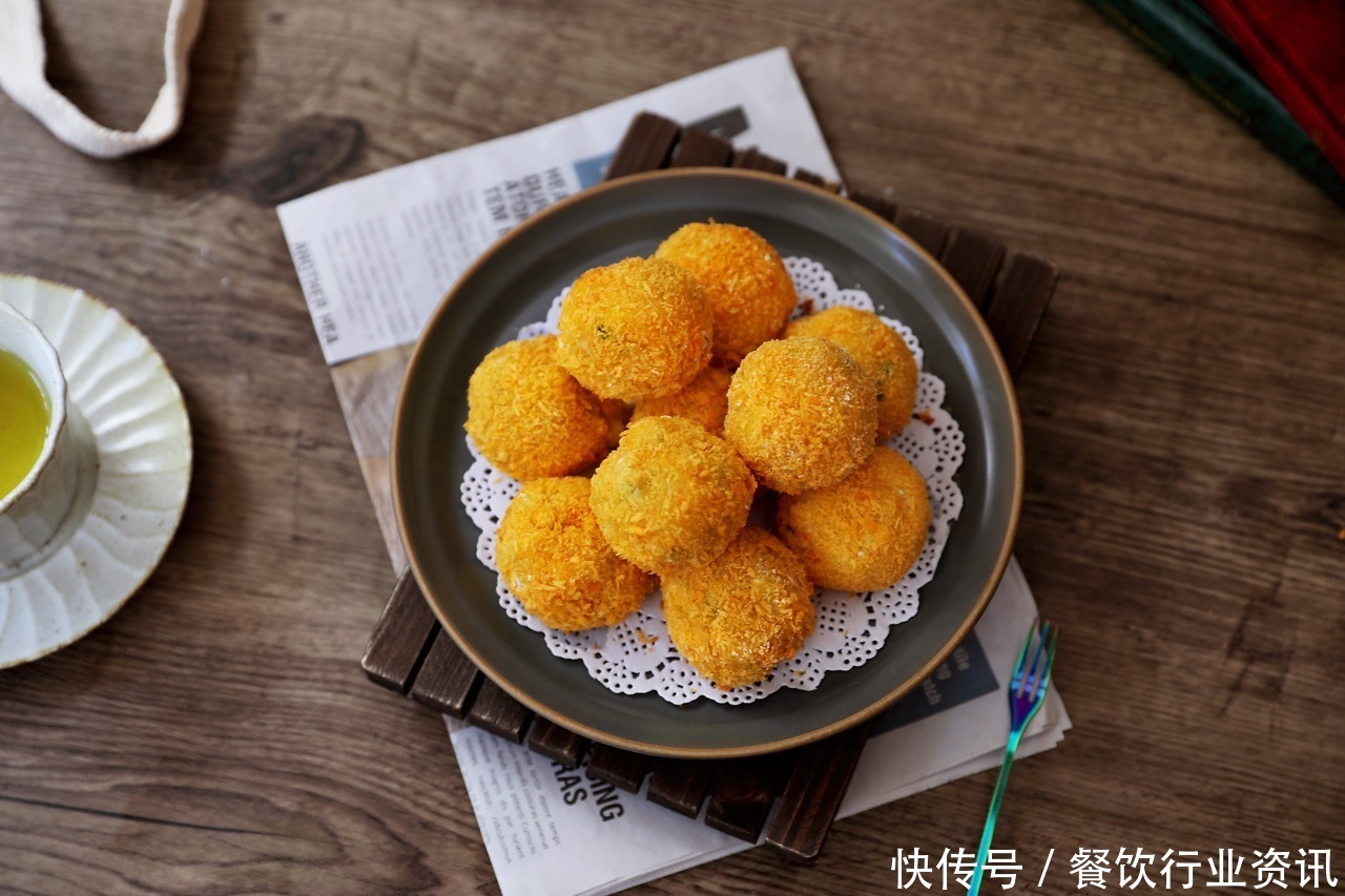 芝士|芝士和土豆结合在一起,奶香四溢营养丰富,一家全爱吃,特解馋!