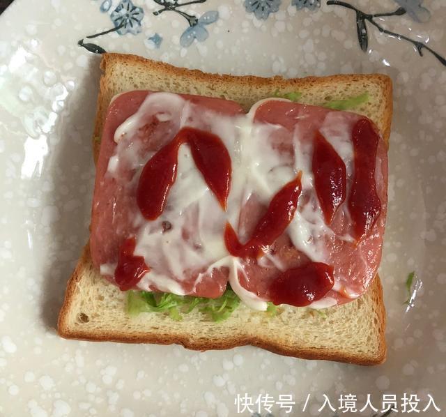 状态下|火腿鸡蛋三明治:早上来一个,保证一天都有能量!