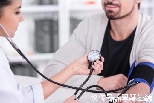 肾脏|医生告诫:不想高血压偷偷伤肾,牢记4招可稳定血压