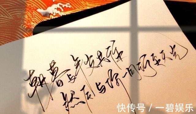 孤芳@念君无归陌上 轻叹几声茶凉 仙气十足的古风句子和原创小诗送你