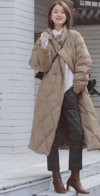 棕色|真正衣品高的女人,羽绒服也能穿出高级感,看时髦精示范吧
