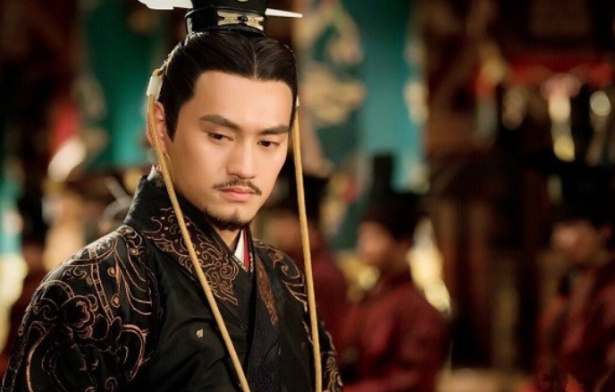 刘秀|丈夫当兵打仗一去不回,2年后妻子被召入宫,却发现丈夫成了皇帝