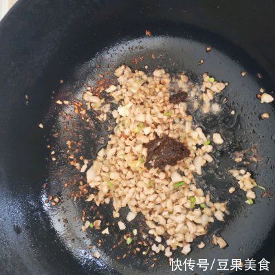 宝宝爱吃的蚂蚁上树的经典做法，不会你就Out了