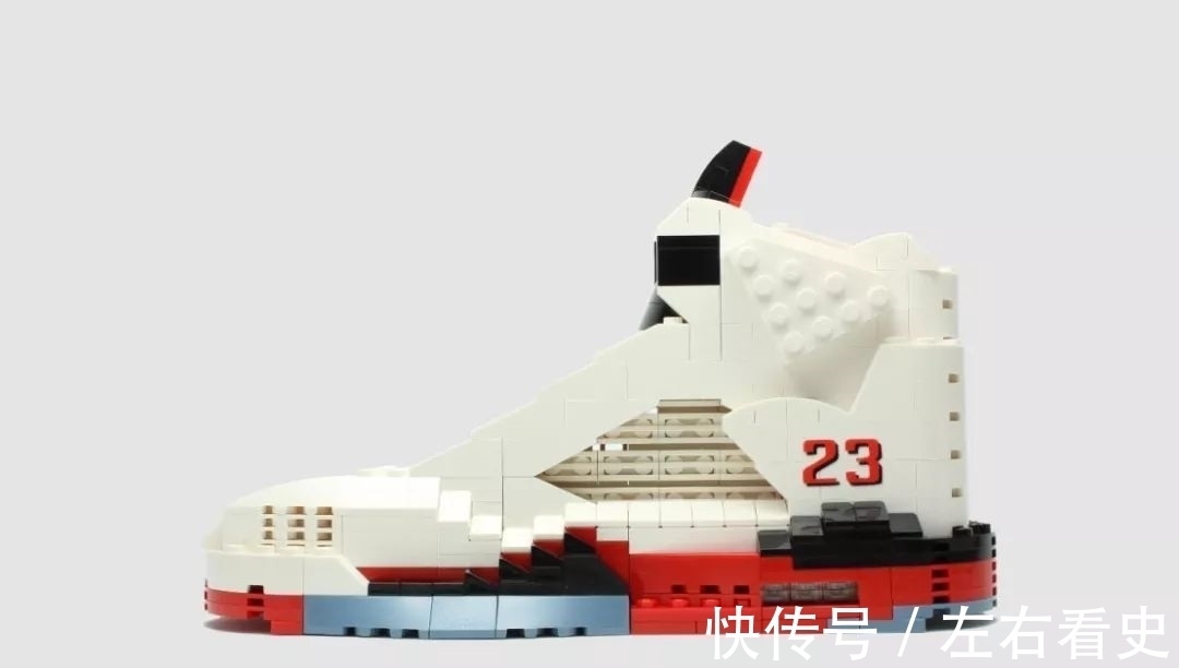 成人 能玩的转AJ、supreme和各大潮牌的乐高，绝对是最牛的成人玩具！