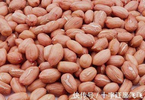 胃癌|消化内科大夫:养胃很简单,2种零食,你若喜欢吃,胃病或绕着走