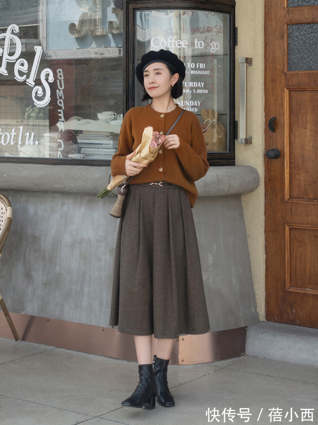 搭配|今年建议多穿“半身裙”,搭配针织衫、西装、大衣,保暖又时髦