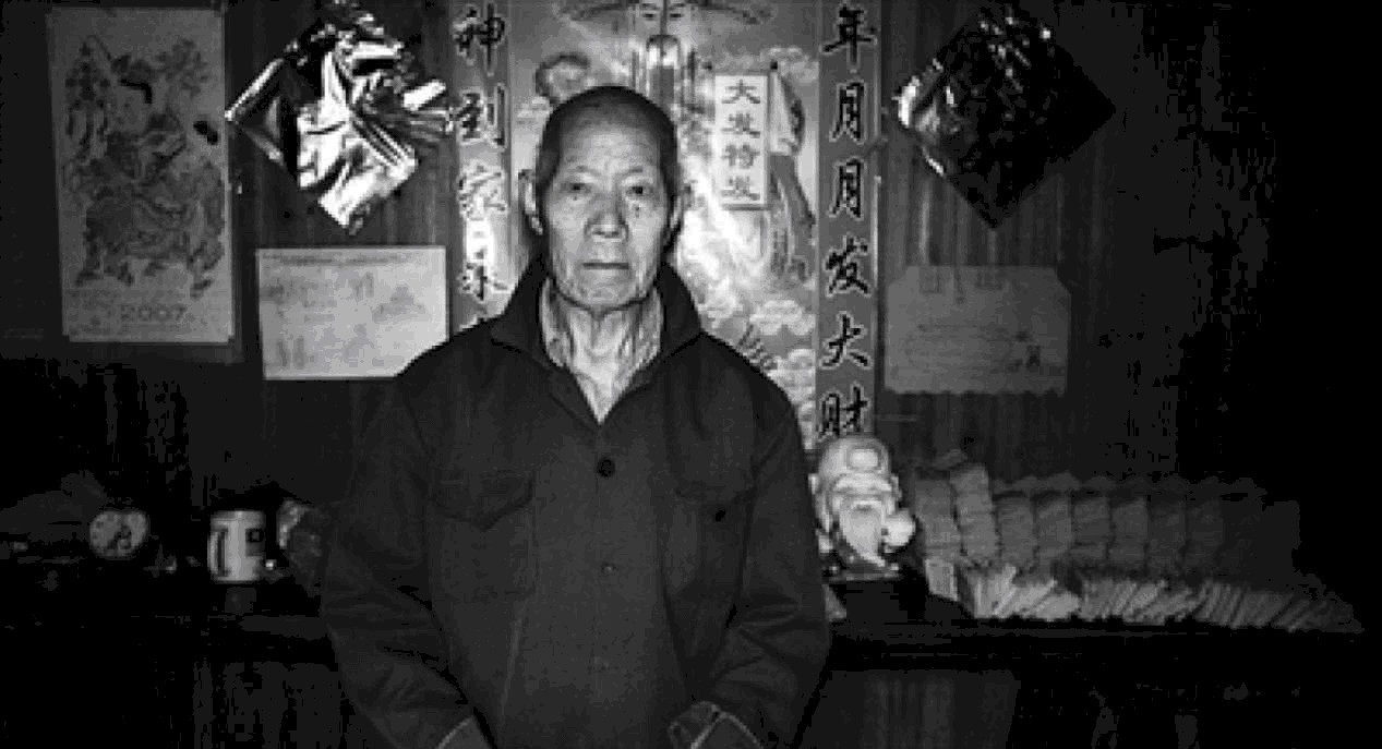 未娶|抗日英雄一生未娶,捡垃圾为生,95岁时仍怀念69年前的日本女友