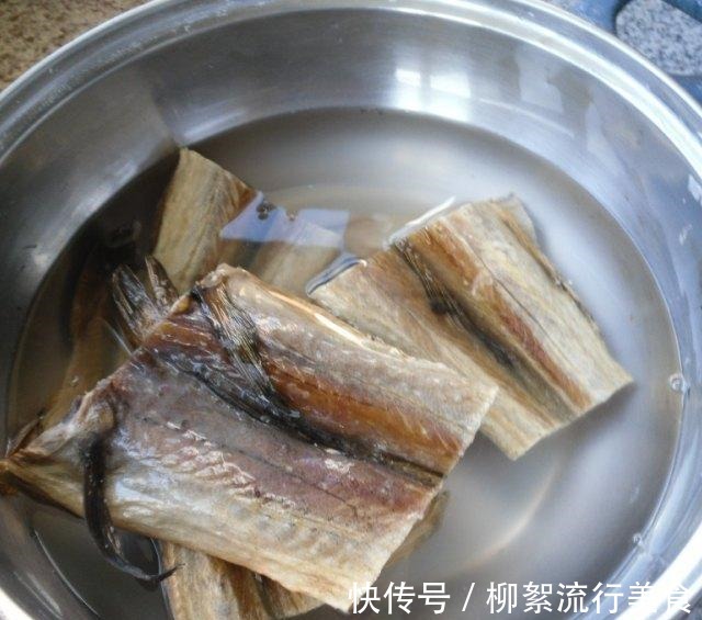 辣椒油|香辣鱼干,口感非常有嚼头,是美味的下酒佳肴!