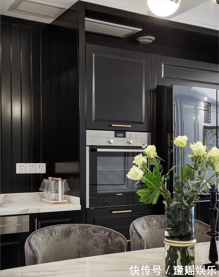 动线|130㎡轻奢四居,融入美式的沉稳庄重,打造温柔的质感生活