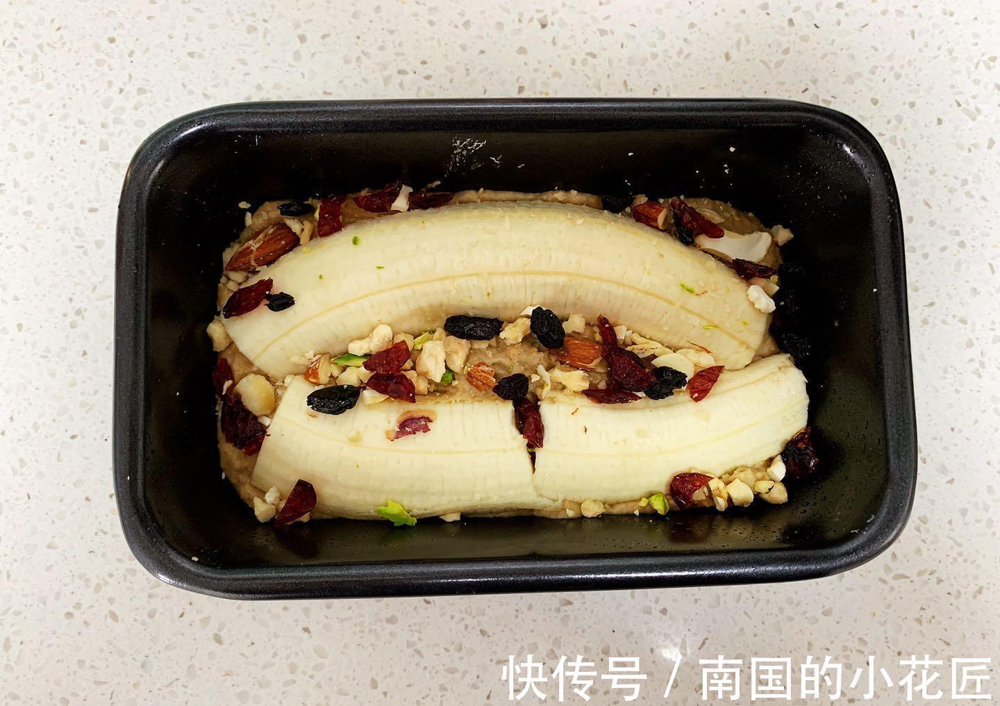 泡打粉|这蛋糕吃了不怕胖，无糖无油免打发，搅一搅烤一烤就完成