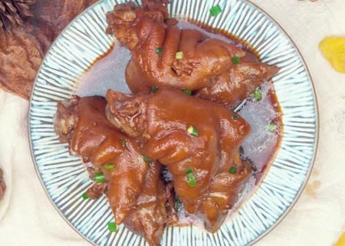 想吃|分享红焖猪蹄的美味做法,软烂入味,鲜香营养,吃了一次还想吃