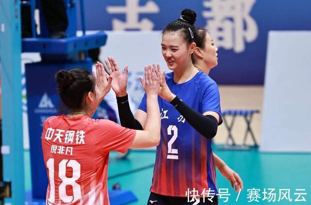 张常宁|女排4国手不参加联赛！朱婷和林莉都在其中，张常宁却意外回归