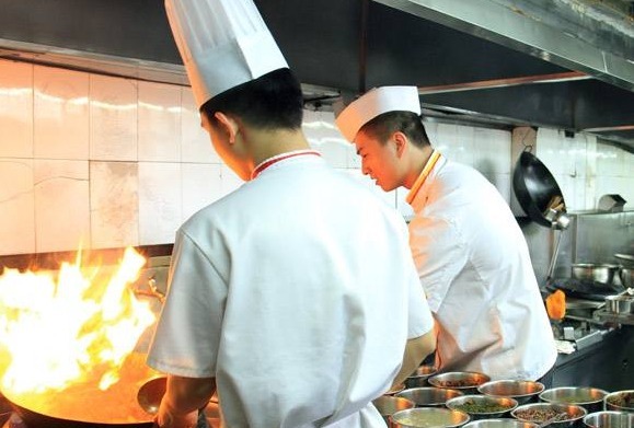 土豆丝|饭店土豆丝为什么好吃，掌勺30年大厨告诉你4个诀窍，你也能做