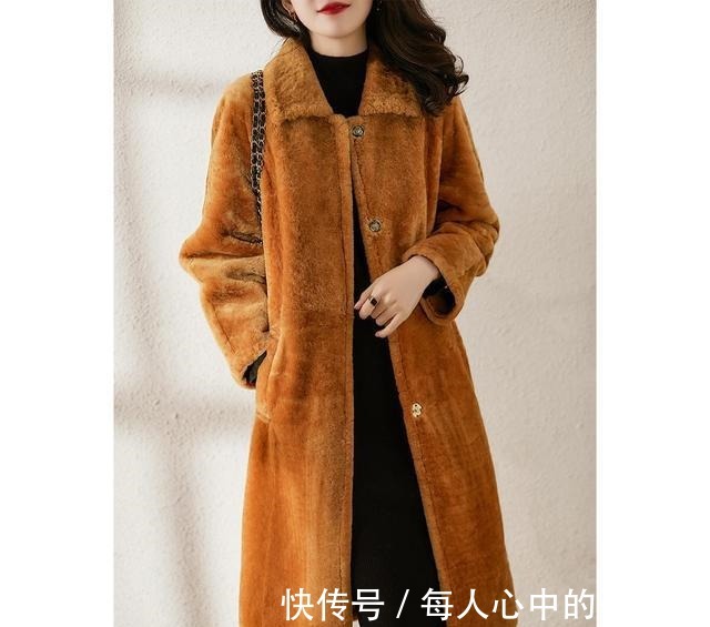 出游 初冬出游怎么穿看这轻奢长外套+阔腿裤显高又苗条,贼气质!