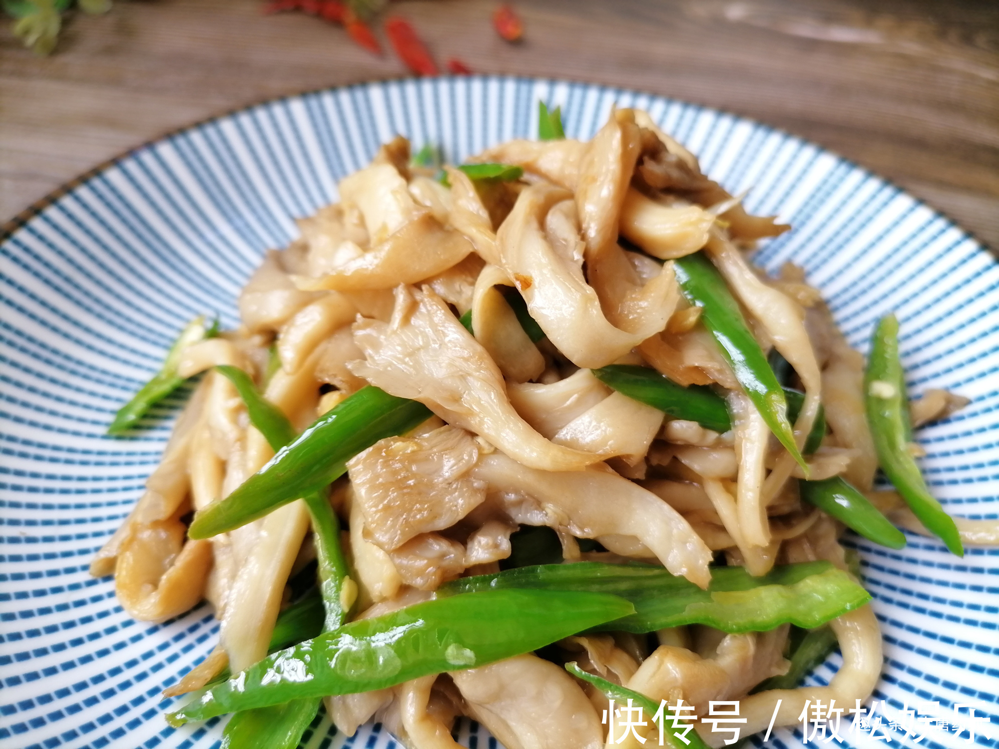 隔夜菜|这5种食物不能二次加热,下次吃剩别再担心浪费了,直接丢掉吧!