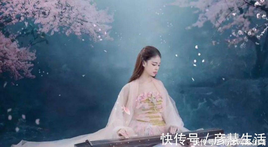 怨#明代才女被负心汉抛弃,终日里以泪洗面,写下一首诗道尽相思之苦