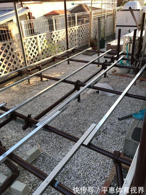 露台|我家要是有个大院子,我也在门前铺一层钢管抬高,露天甲板好结实