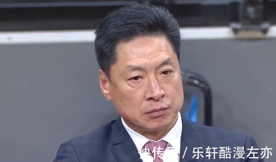 郭士强|上海队险胜广州队!王哲林MVP,裁判抢戏,郭士强尽力了!