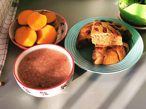 我家早餐简单3样，早起费时20分钟，网友：营养又好吃，太赞了