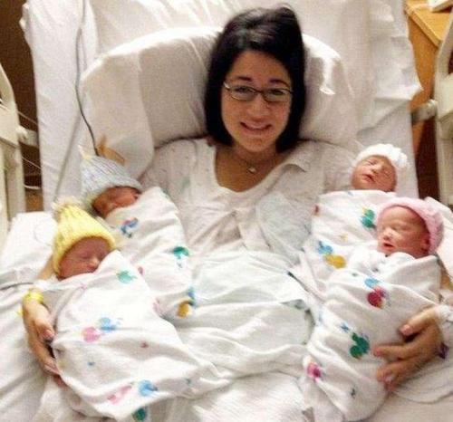 安娜|亲姐妹各生下双胞胎,经医生鉴定,4个孩子爸爸是同一人