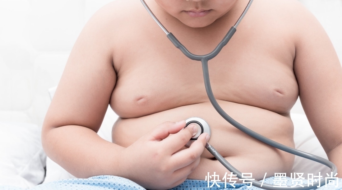 家里面|若孩子出现三种表现,说明身高即将“定格”,宝妈要抓住最后时机