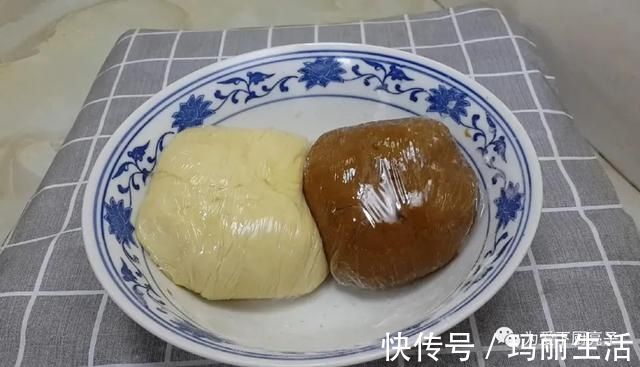 自制|自制麻花的做法，大厨教你详细步骤，香酥又掉渣，出锅孩子抢着吃