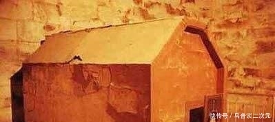 慈禧|慈禧棺材打开后，为何在场盗墓贼被吓昏？是你你也昏