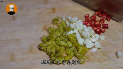  酸辣|泡萝卜好吃有诀窍，教你在家做着吃，酸辣爽脆，一天就能吃！