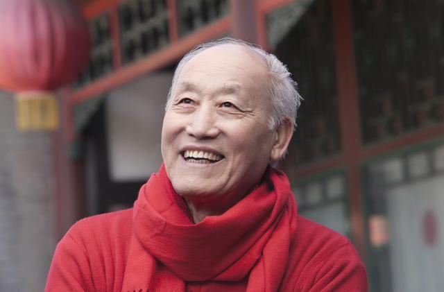 65歲老漢，高血脂回歸正常，心內(nèi)科主任：他的做法，值得借鑒