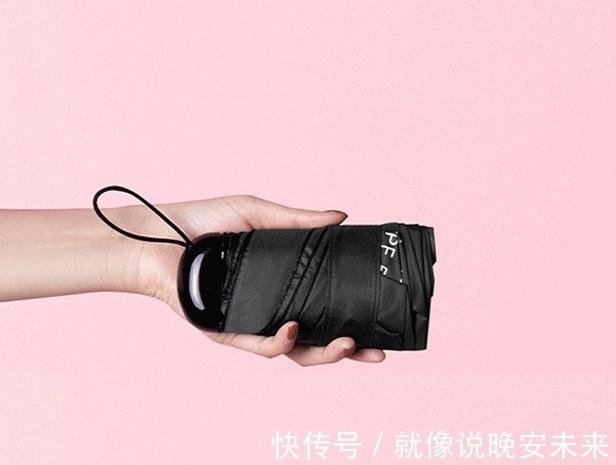 防晒 薇娅懒人伞一晚走红,37度出门不怕晒,网友防晒霜可以扔了!