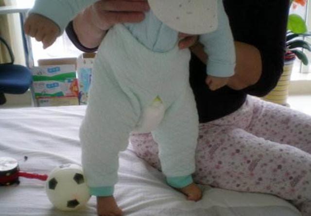 生长发育|宝宝学习站立并非越早越好,学习站立的最佳时间,家长要心中有数