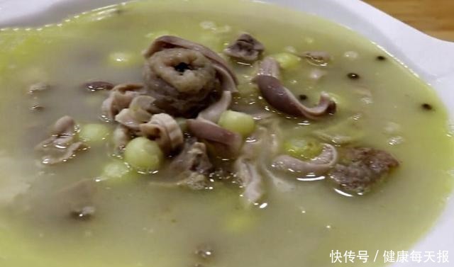入秋后,多喝此汤,汤汁鲜美又营养,比骨头汤香,比蔬菜汤鲜