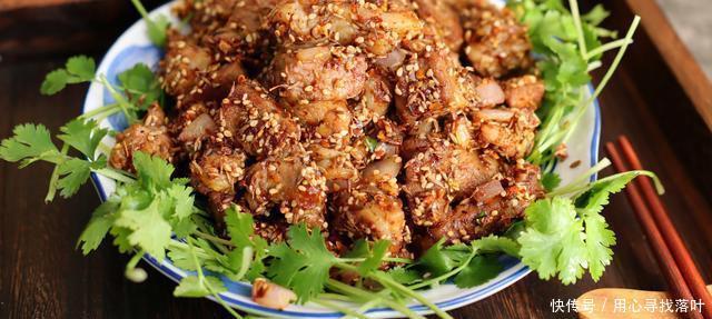 切片|炒孜然羊肉的时候,切片的方法是非常关键的,做得比烤肉还要香