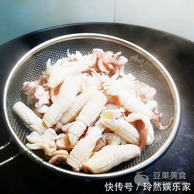 #钟于经典传统味#鱿鱼“有余”~年年有余~姜葱炒鱿鱼