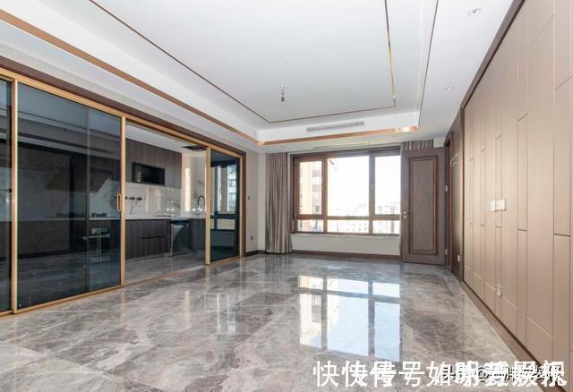 釉面|参观230㎡大平层,房子大就是任性,简单装修都非常大气显档次