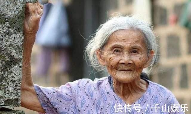 表嫂|98岁奶奶一生不锻炼不忌口：长寿之道，在于心也