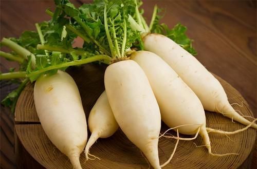 减肥期间肥胖如球,晚上不妨常吃3种食物,或许有助减肥瘦身