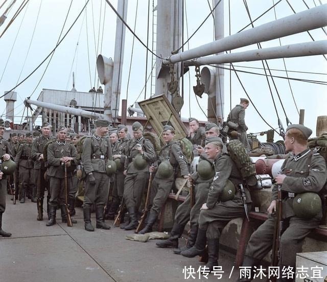 狙击手|罕见老照片:苏联女兵一个个貌美如花,被狙击手爆头的可怜士兵