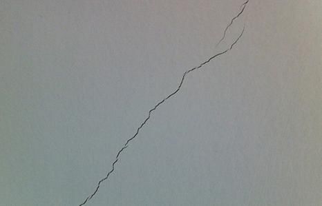 开裂|旧房墙面翻新怎么处理?看过来~这里有贝树墙衣