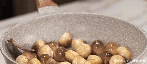 比肉还香的2种蘑菇做法,好吃不重样,我家一周做6次!