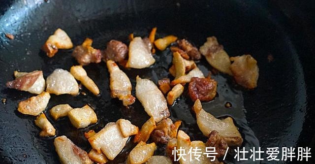 青菜|三伏天,这包子味道太香了,皮薄馅多又营养,一口一个真解馋!