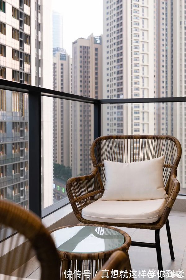 客厅|他家190㎡,坚持拆掉一面墙,装修后,满屋子的高级感,藏不住了