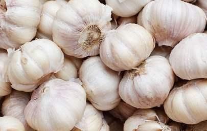 德国人一年吃8000吨蒜,日本和中国都自愧不如,他们到底怎么吃的