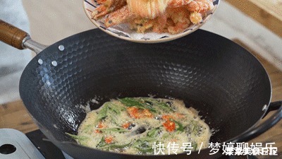 麦片虾|这菜一上桌就抢光！看似不搭，煮一块竟如此惊艳！