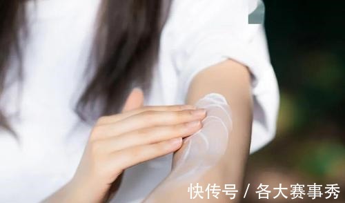 洁面 新依美教你早晚如何正确护肤!