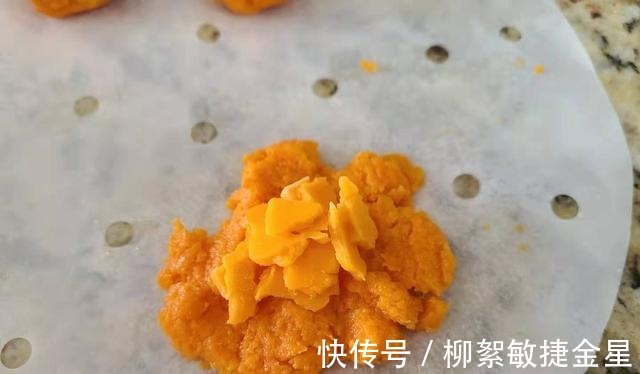 炼乳|用千层饼皮做酥皮月饼这个可以!奶黄芝士芋泥等3种口味任你选!